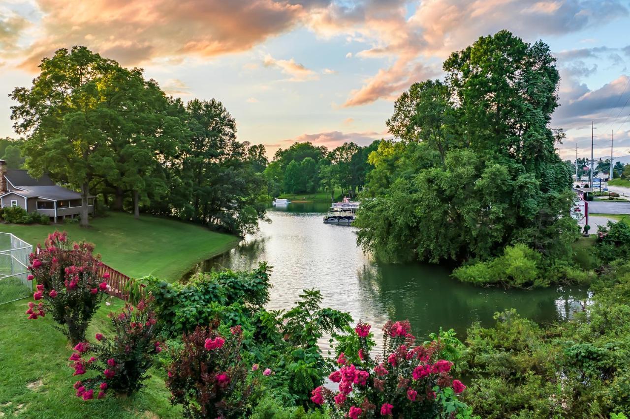 Retreat On The Lake Hiawassee Εξωτερικό φωτογραφία